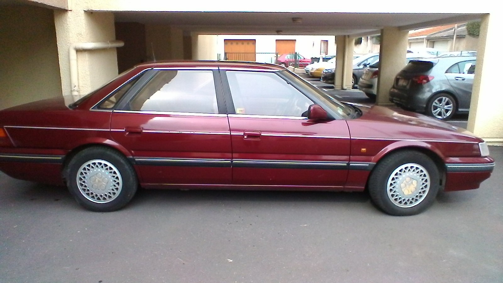 Rover 827 sterling